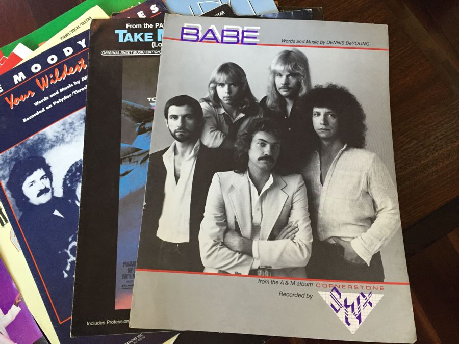 Sheet Music Lot Including John Lennon And Van Morrison [Photo 4]