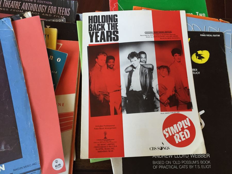 Sheet Music Lot Including John Lennon And Van Morrison [Photo 12]