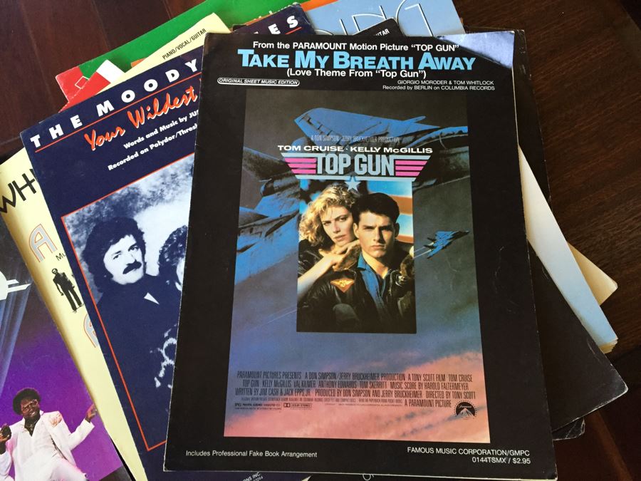 Sheet Music Lot Including John Lennon And Van Morrison [Photo 5]