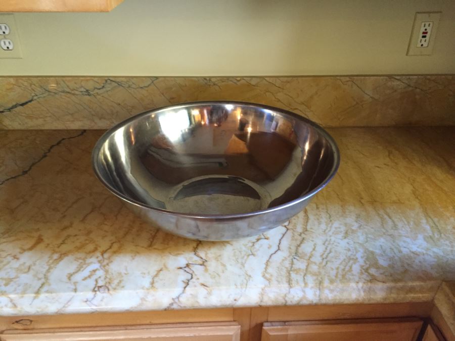 Large Stainless Steel Salad Bowl [Photo 2]