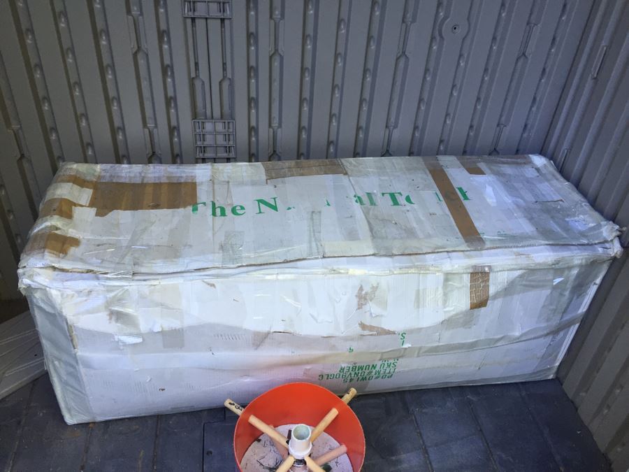 10 Foot Tall Artificial Christmas Tree [Photo 5]