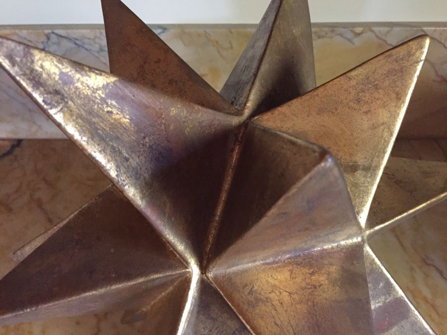 Large Decorative Metal Gold Star [Photo 3]