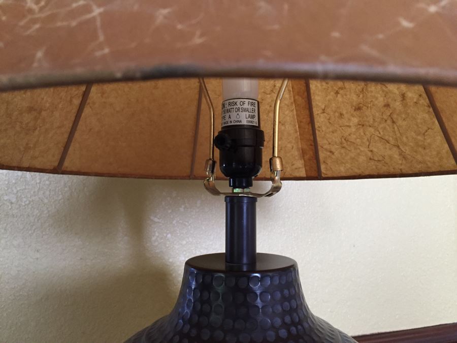 Modern Table Lamp With Shade [Photo 6]