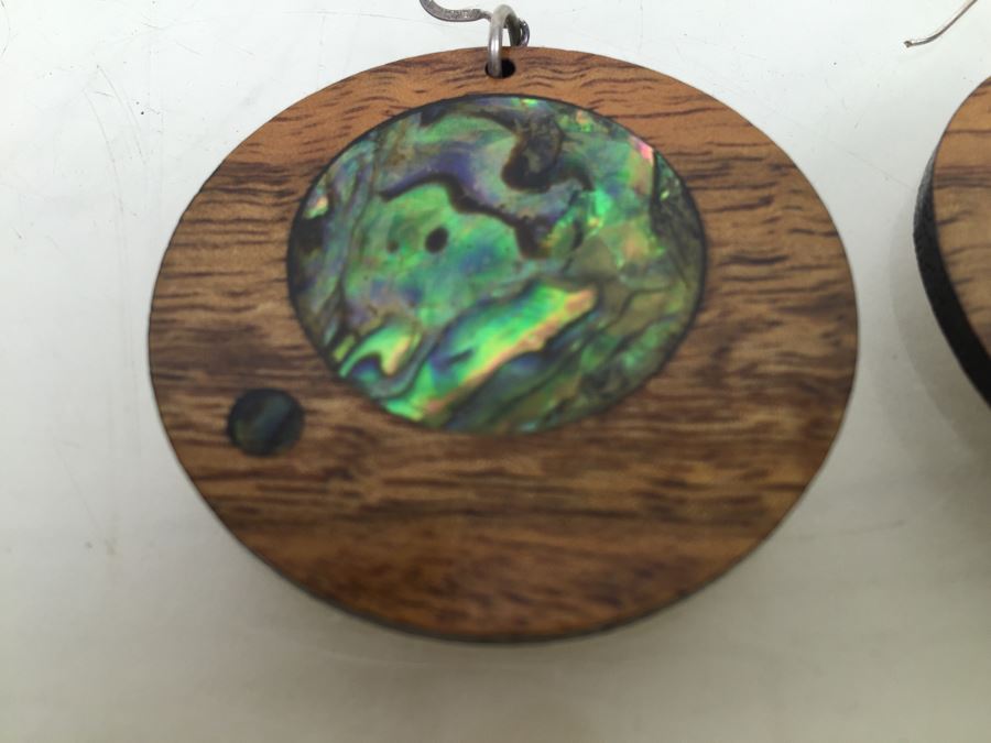 Wooden Mother Of Pearl Inlay Earrings [Photo 4]
