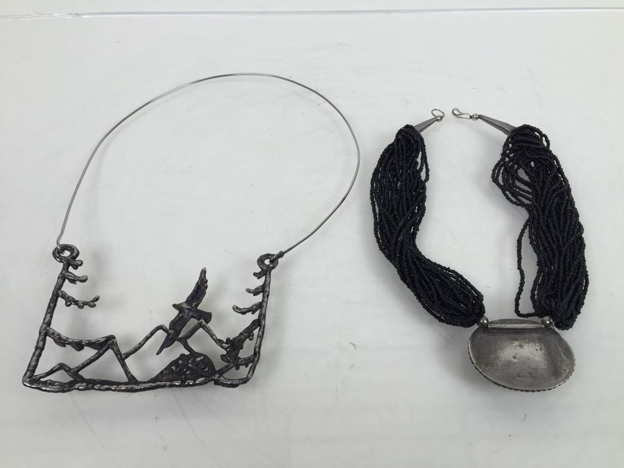 Pair Of Necklaces [Photo 8]