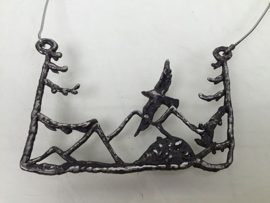 Pair Of Necklaces [Photo 9]