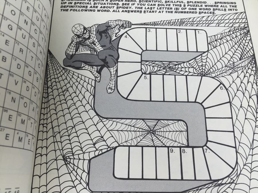 Stan Lee Presents Marvel Word Games Fireside Book Simon Schuster First Edition ISBN 0-671-24808-1 Vintage 1979 [Photo 17]