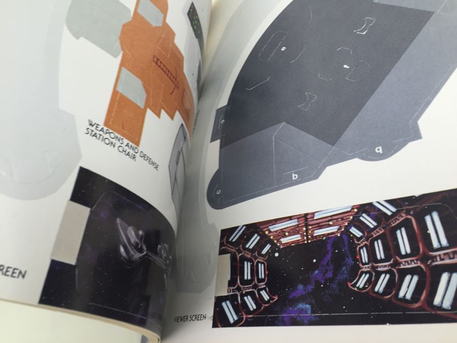 STAR TREK The Motion Picture The U.S.S. Enterprise Bridge Punch-Out Book First Edition First Wanderer ISBN 0-671-95544-6 Vintage 1979 [Photo 15]