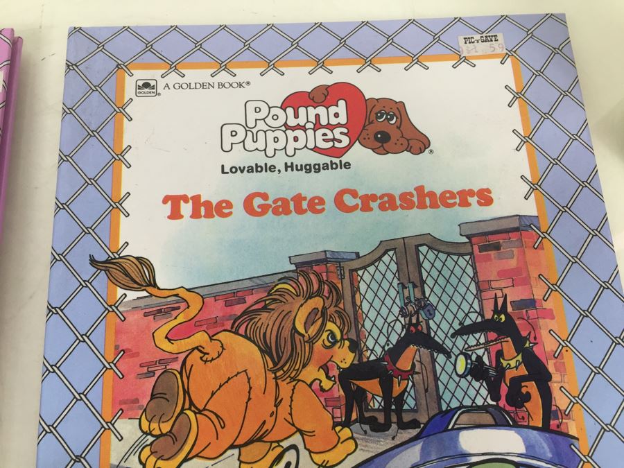 Pair Of Pound Puppies Books 'Snowball The Wonder Dog' And 'The Gate Crashers' Golden Book Tonka Vintage 1986 [Photo 3]