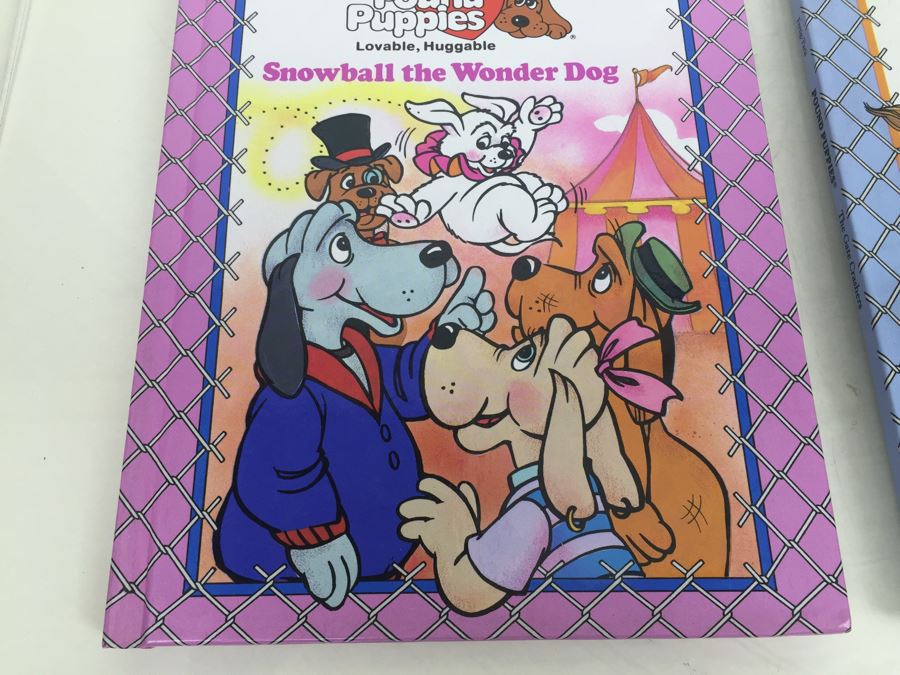 Pair Of Pound Puppies Books 'Snowball The Wonder Dog' And 'The Gate Crashers' Golden Book Tonka Vintage 1986 [Photo 5]