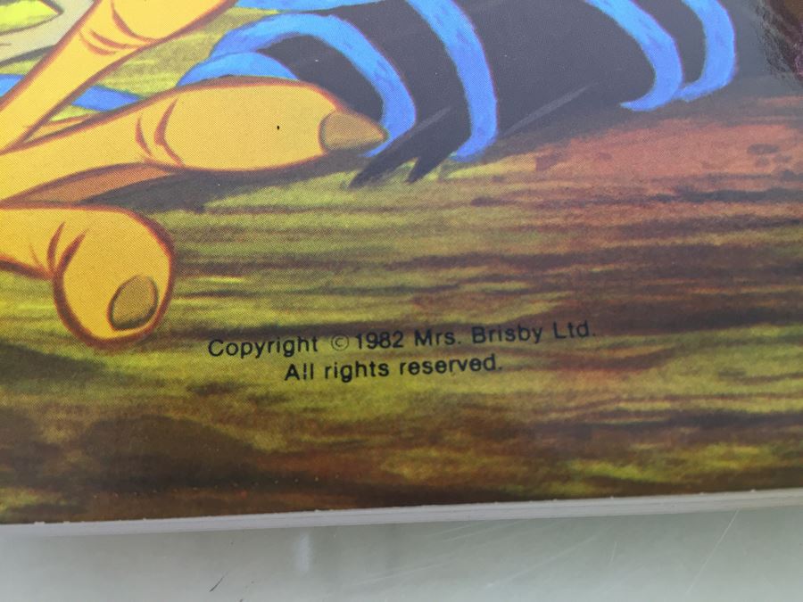 The Secret Of NIMH Paint With Water Book Whitman Vintage 1982 [Photo 4]