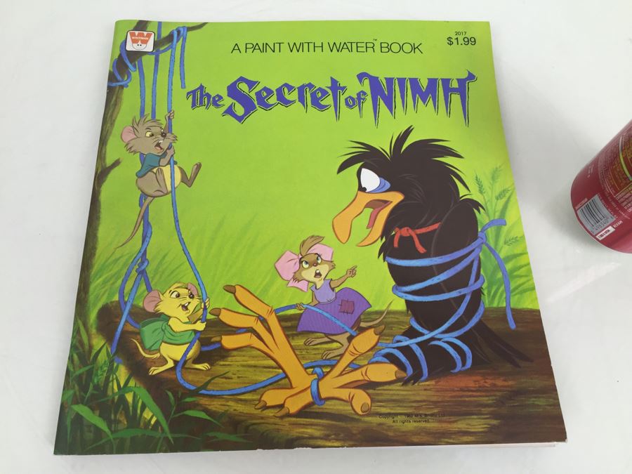 The Secret Of NIMH Paint With Water Book Whitman Vintage 1982 [Photo 1]