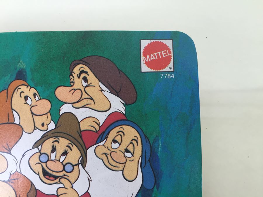 Walt Disney's Snow White And The Seven Dwarfs The Queen & Costume Playset New On Card Mattel 7784 Vintage 1992 [Photo 4]