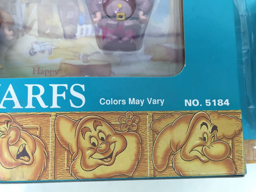Walt Disney's Snow White And The Seven Dwarfs 'The Seven Dwarfs' Mattel 5184 +'Snow White, Queen & Prince' 5364 Mattel Vintage New In Box [Photo 8]