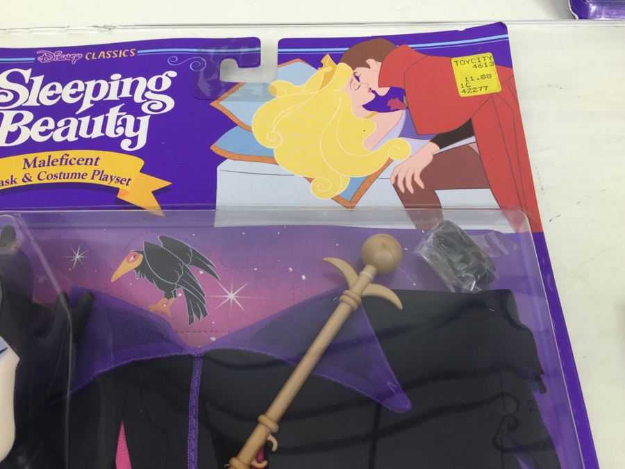 Pair Of Disney Classics Sleeping Beauty Maleficent Mask & Costume Playset Mattel 4613 Plus Sleeping Beauty Peasant Dress Mattel 4614 New In Packaging Vintage 1991 [Photo 6]