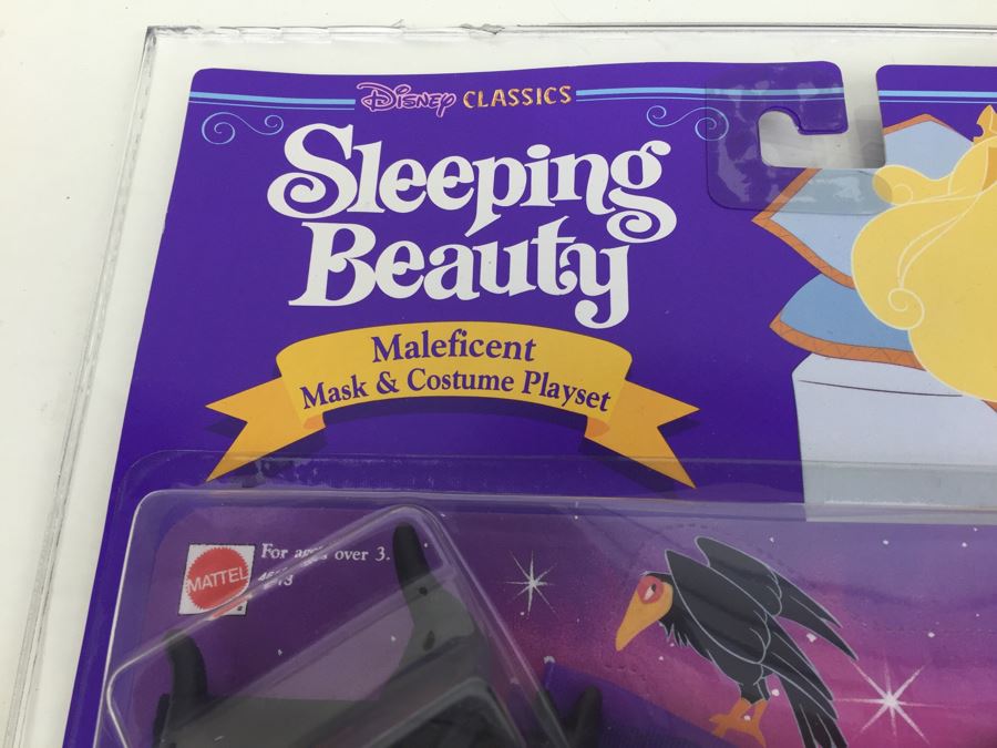 Pair Of Disney Classics Sleeping Beauty Maleficent Mask & Costume Playset Mattel 4613 Plus Sleeping Beauty Peasant Dress Mattel 4614 New In Packaging Vintage 1991 [Photo 5]