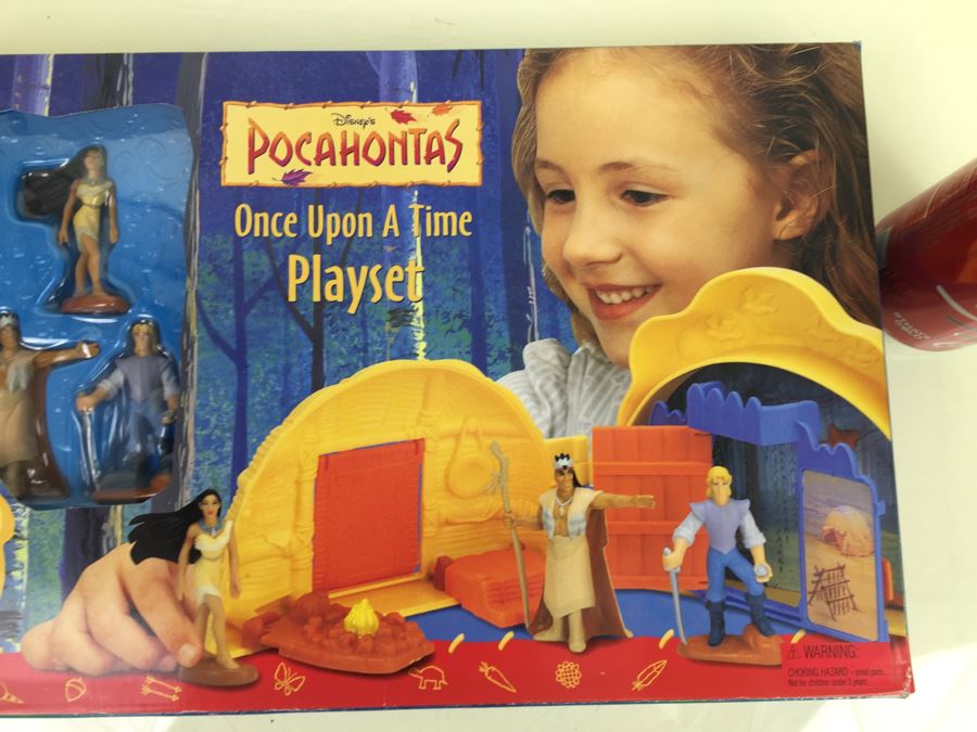 Disney's Pocahontas Once Upon A Time Playset Mattel 66508 Vintage [Photo 5]