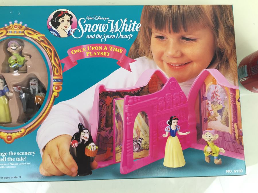 snow white micro playset