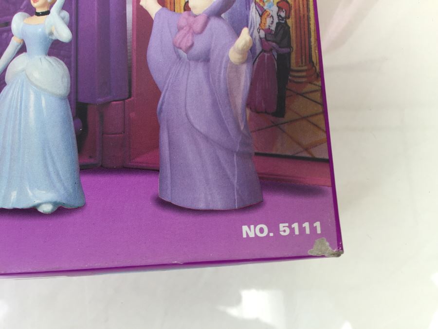 Disney's Cinderella Once Upon A Time Playset Mattel 5111 Vintage 1992 [Photo 7]