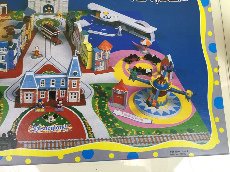 DISNEYLAND Commemorative Playset Disney Magic Only at SEARS Item No. 60309 New In Box [Photo 6]