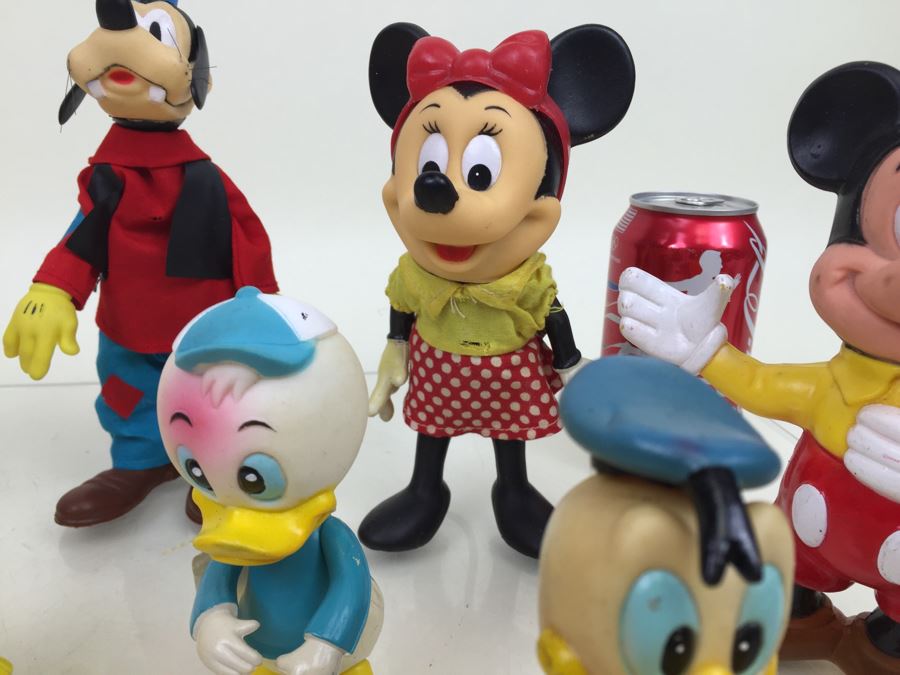 Collection Of Walt Disney Vinyl Figurines Including Mickey Mouse, Minnie Mouse, Donald Duck, Pinocchio [Photo 10]