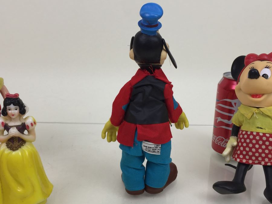 Collection Of Walt Disney Vinyl Figurines Including Mickey Mouse, Minnie Mouse, Donald Duck, Pinocchio [Photo 24]