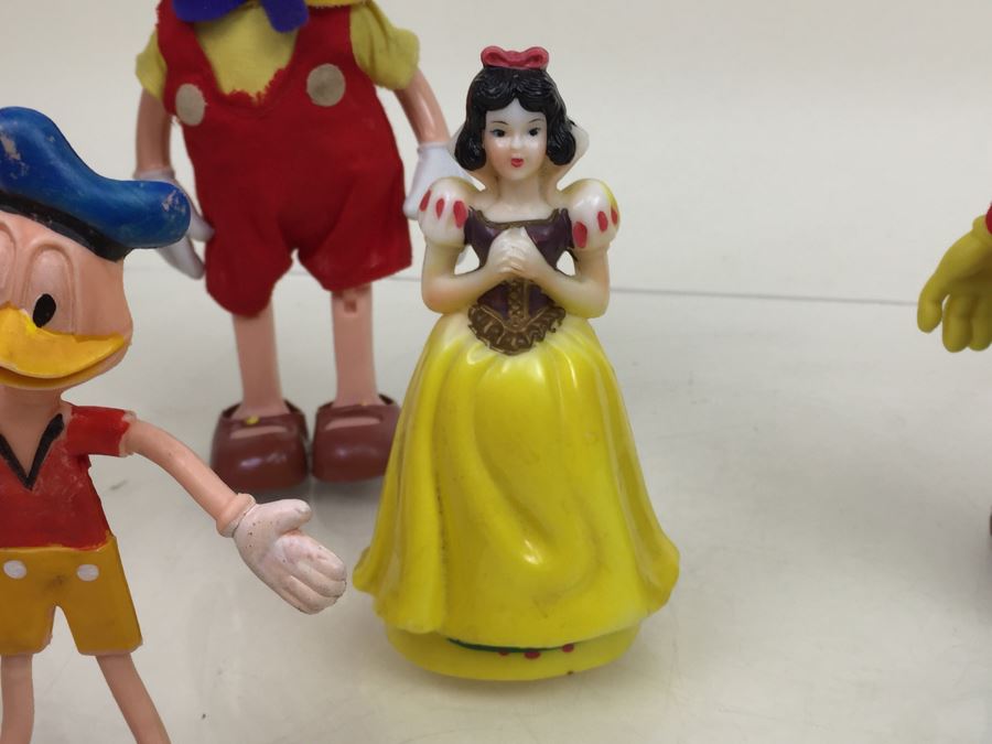 Collection Of Walt Disney Vinyl Figurines Including Mickey Mouse, Minnie Mouse, Donald Duck, Pinocchio [Photo 26]