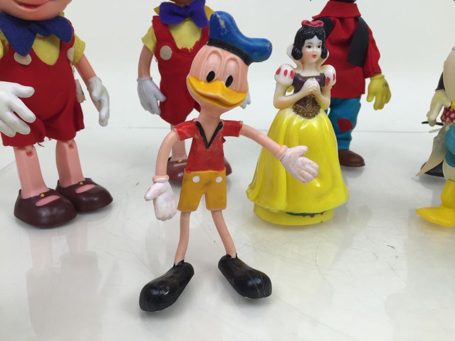 Collection Of Walt Disney Vinyl Figurines Including Mickey Mouse, Minnie Mouse, Donald Duck, Pinocchio [Photo 5]