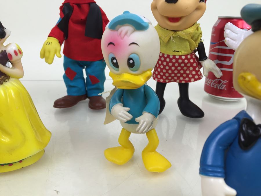 Collection Of Walt Disney Vinyl Figurines Including Mickey Mouse, Minnie Mouse, Donald Duck, Pinocchio [Photo 9]