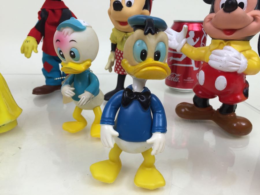 Collection Of Walt Disney Vinyl Figurines Including Mickey Mouse, Minnie Mouse, Donald Duck, Pinocchio [Photo 11]