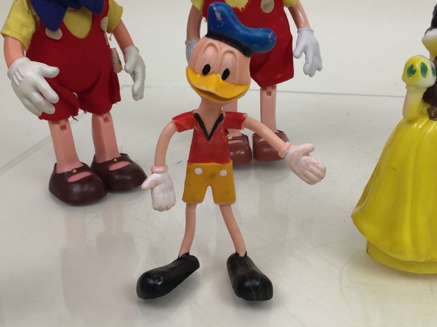 Collection Of Walt Disney Vinyl Figurines Including Mickey Mouse, Minnie Mouse, Donald Duck, Pinocchio [Photo 28]