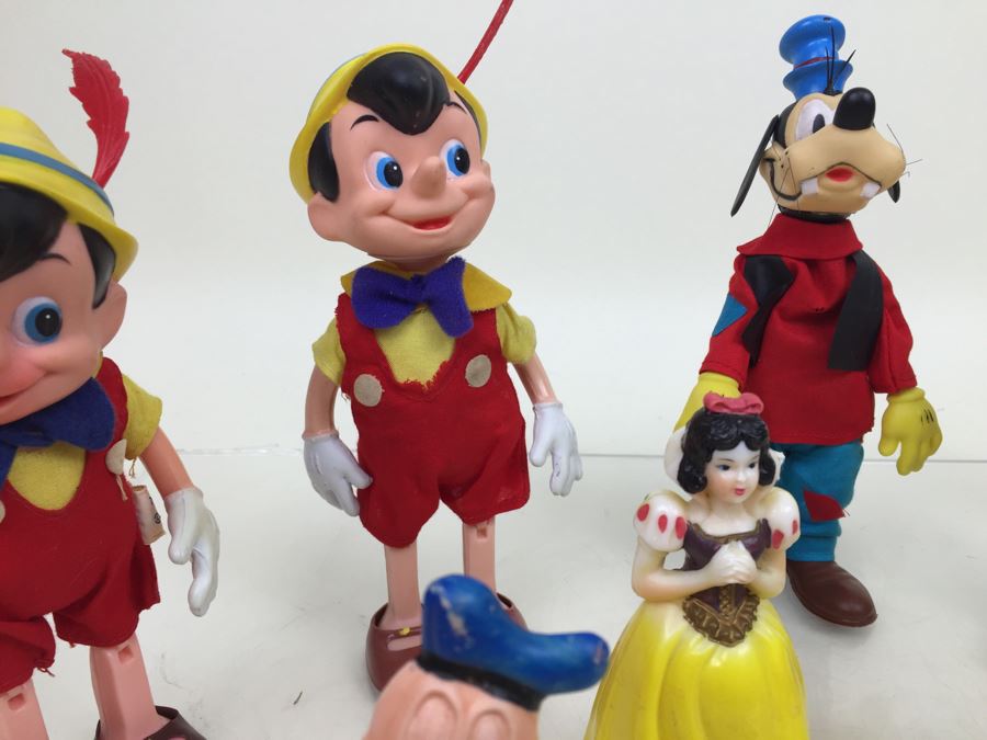 Collection Of Walt Disney Vinyl Figurines Including Mickey Mouse, Minnie Mouse, Donald Duck, Pinocchio [Photo 6]