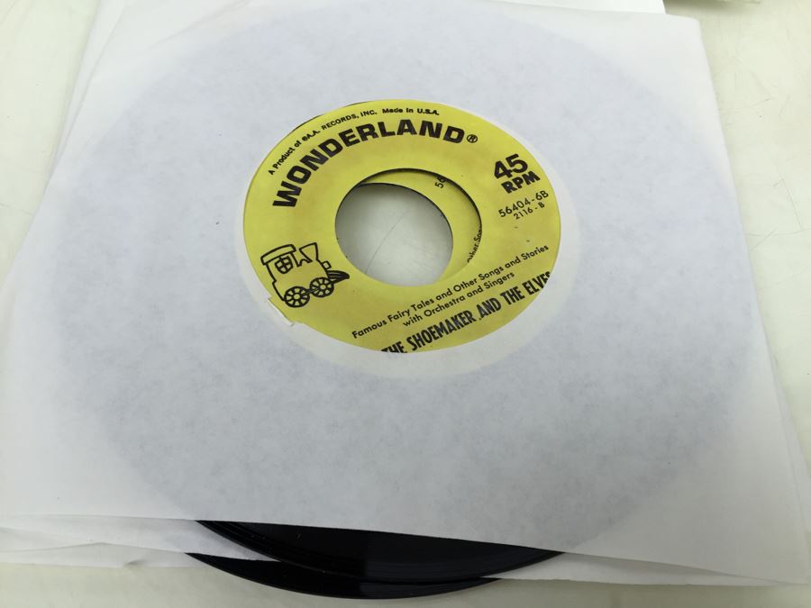 Winnie The Pooh And Tigger, Too 45 RPM Record Carrying Case With (5) 45RPM Records New Old Stock [Photo 14]