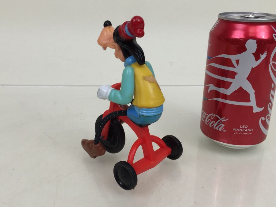 Vintage 1977 Gabriel Plastic Disney Goofy on Tricycle Toy 5' Tall [Photo 7]