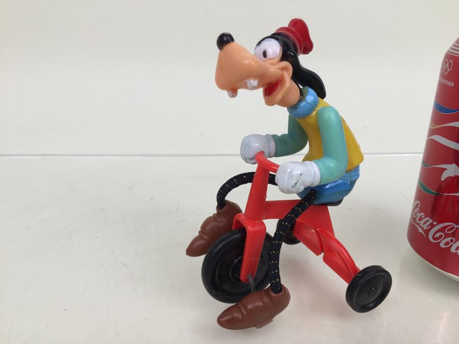 Vintage 1977 Gabriel Plastic Disney Goofy on Tricycle Toy 5' Tall