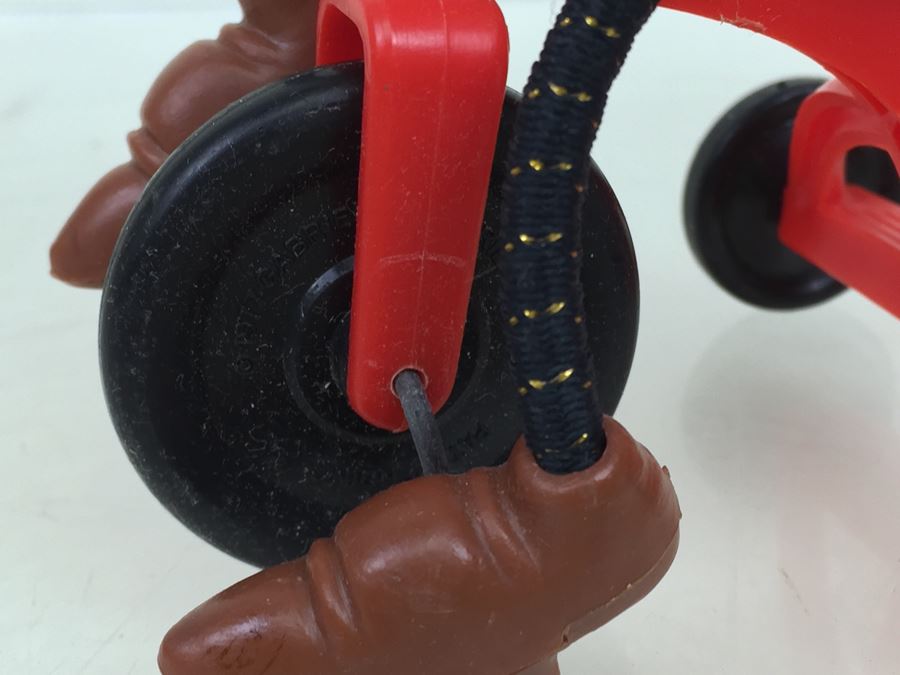 Vintage 1977 Gabriel Plastic Disney Goofy on Tricycle Toy 5' Tall [Photo 6]