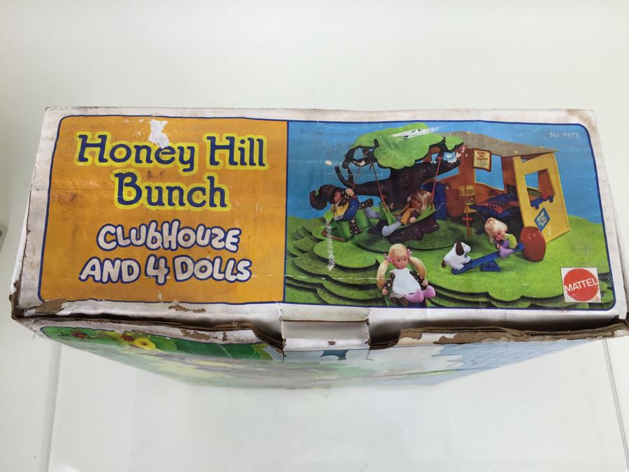 Honey Hill Bunch Clubhouse And 4 Dolls Mattel 9373 New In Box [Photo 10]