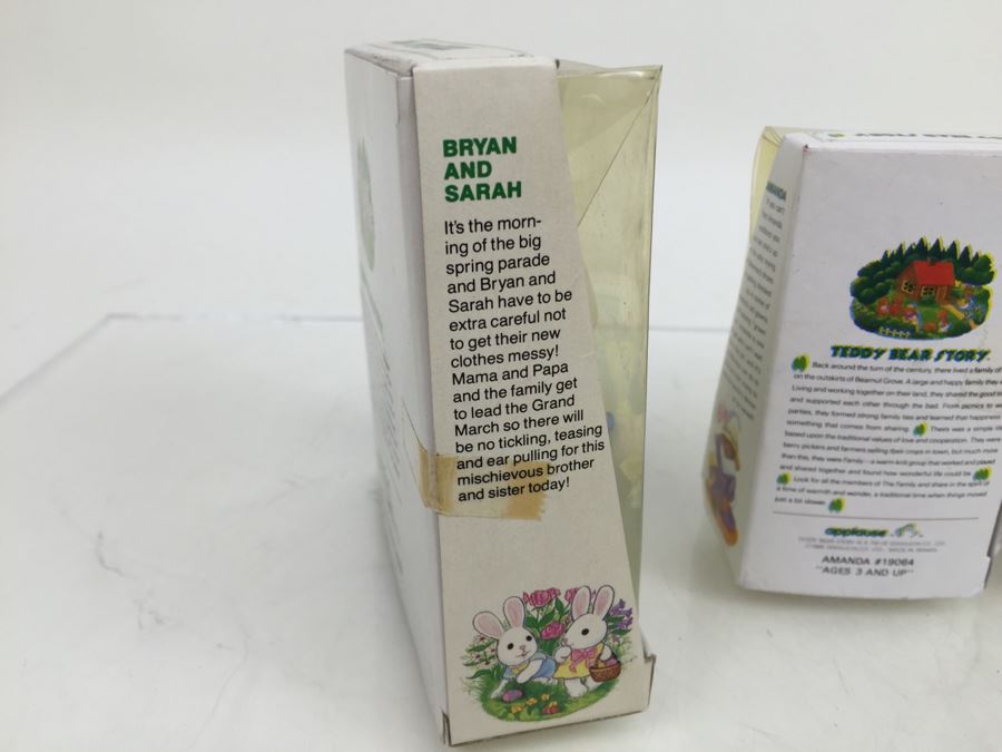 Collection Of Teddy Bear Story Dolls By Applause New In Box And Sheaffer Eaton Textron Refillable Ballpoint Pen With Bear [Photo 14]