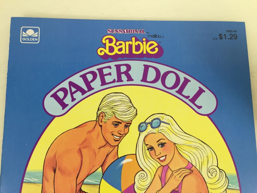 Sunsational Malibu Barbie Paper Doll Book Mattel New Old Stock Vintage 1983 [Photo 4]