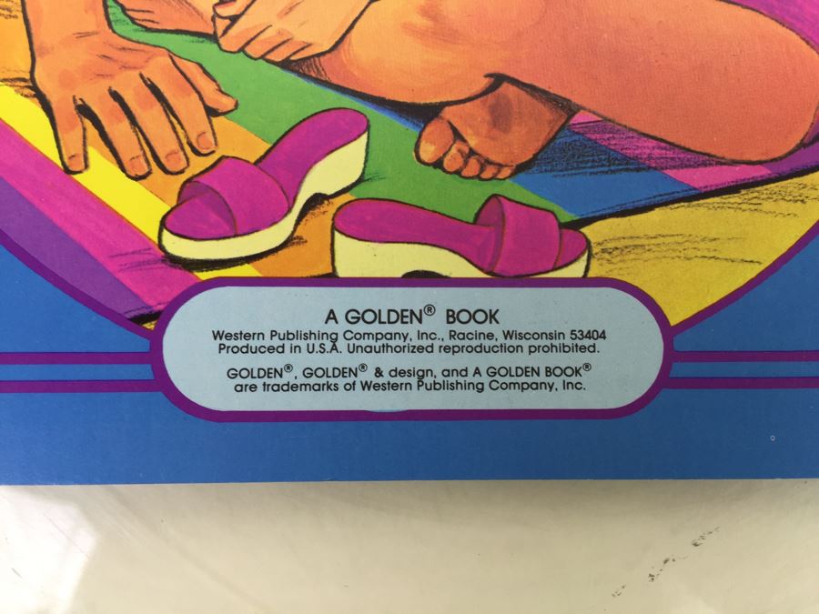 Sunsational Malibu Barbie Paper Doll Book Mattel New Old Stock Vintage 1983 [Photo 7]