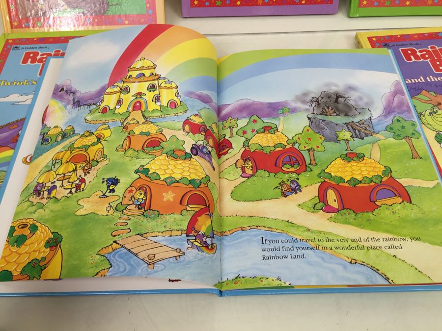 (6) Rainbow Brite Hardcover Books New Old Stock A Golden Book Vintage 1984 [Photo 14]