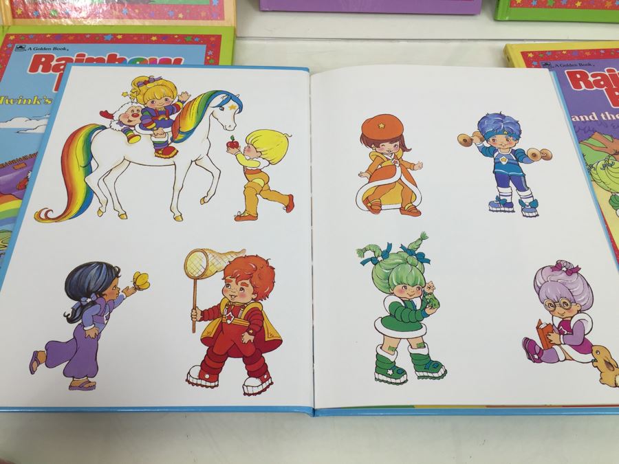 (6) Rainbow Brite Hardcover Books New Old Stock A Golden Book Vintage 1984 [Photo 11]