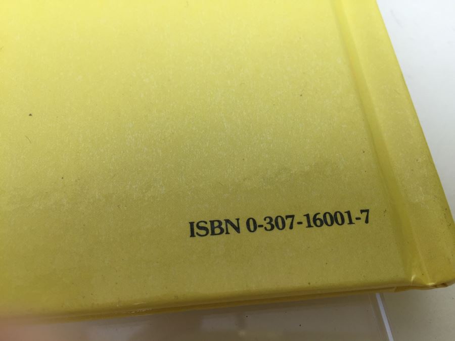 (6) Rainbow Brite Hardcover Books New Old Stock A Golden Book Vintage 1984 [Photo 15]