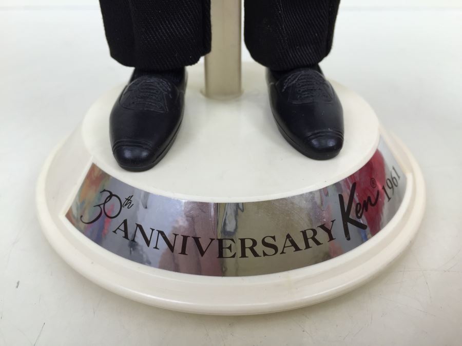 30th Anniversay Ken Doll 1961 With Stand Vintage 1991 [Photo 3]