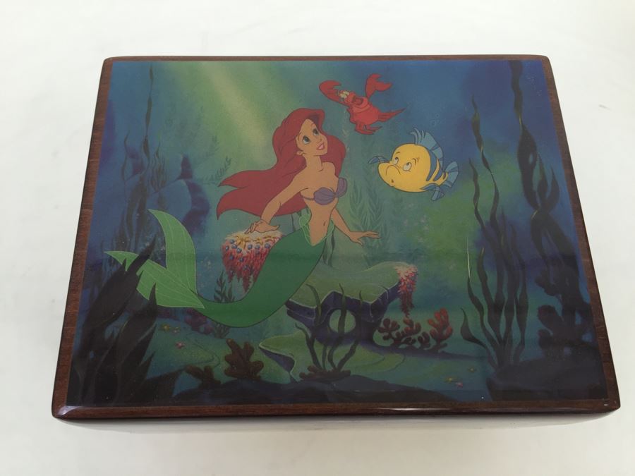 The Walt Disney Company MAPSA Music Box Under The Sea The American Music Box Company The Little Mermaid [Photo 5]