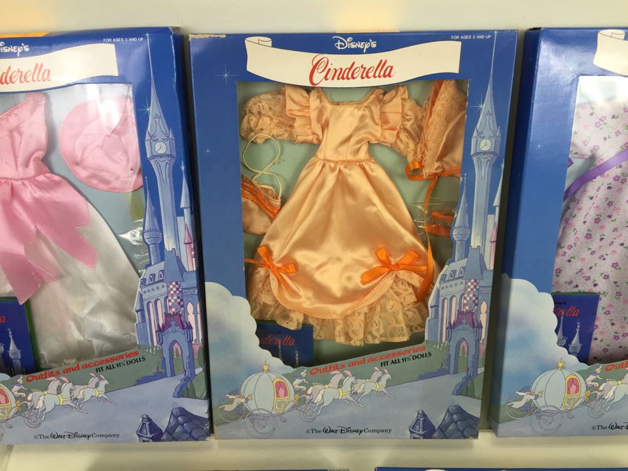 (5) Disney's Cinderella Outfits And Accessories 11 1/2' Doll Clothes New In Box [Photo 7]