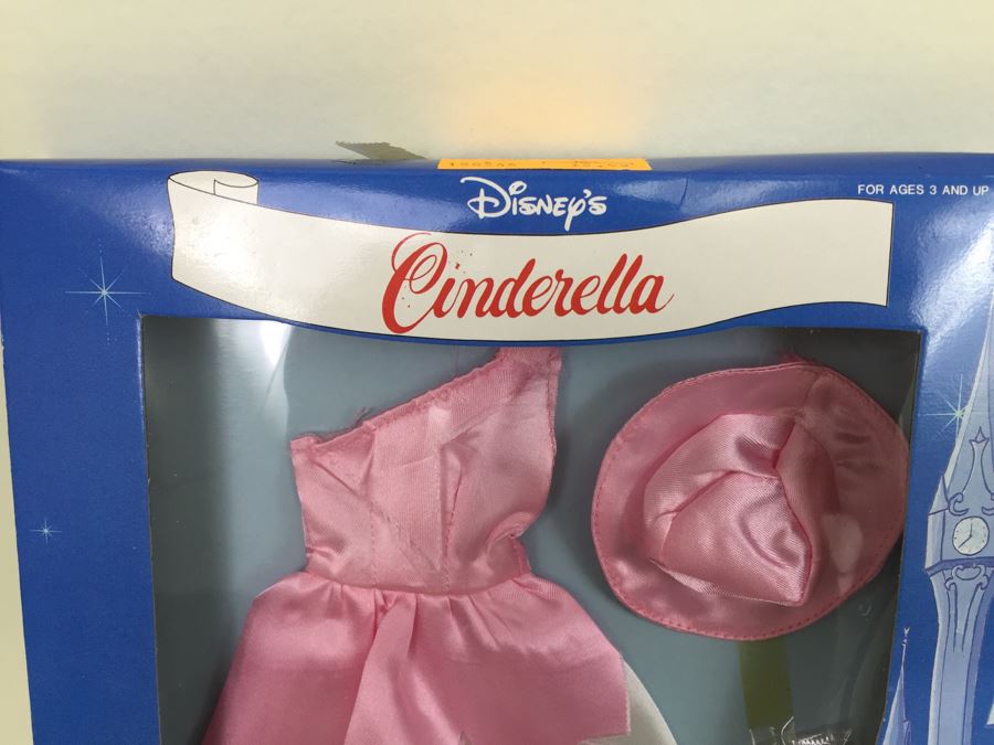 (5) Disney's Cinderella Outfits And Accessories 11 1/2' Doll Clothes New In Box [Photo 6]