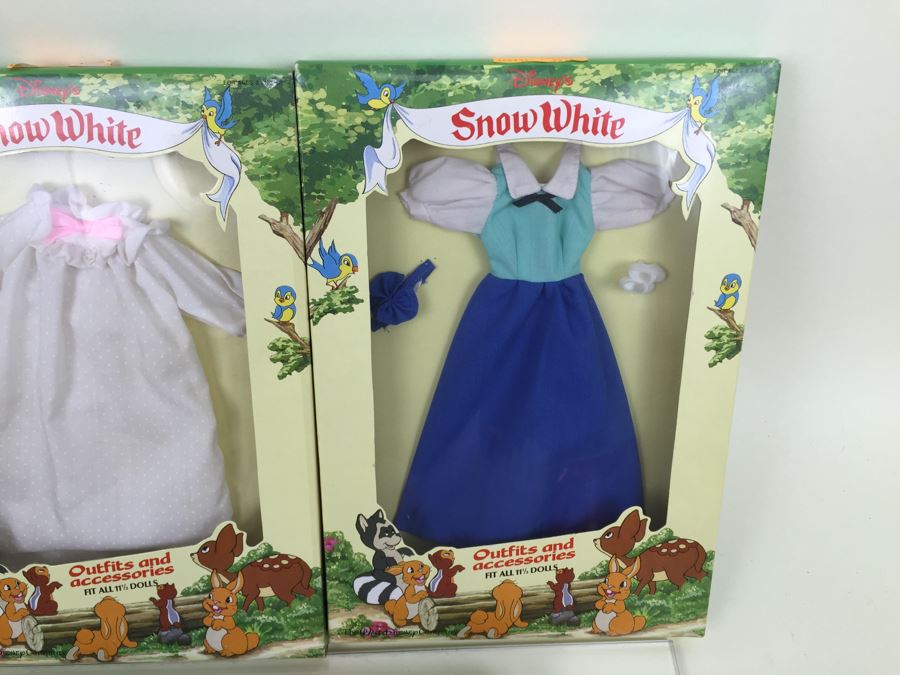 (5) Disney's Snow White And The Seven Dwarfs Outfits And Accessories 11 1/2' Doll New In Box Vintage The Walt Disney Company Bikin [Photo 3]