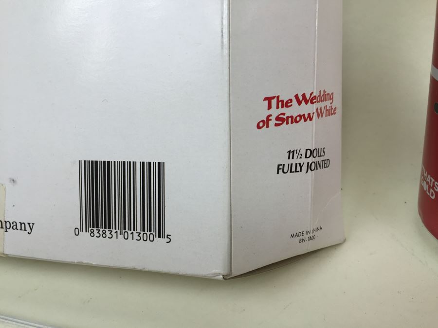 Disney's Snow White And The Seven Dwarfs 'The Wedding Of Snow White' Dolls New In Box Bikin Vintage [Photo 11]