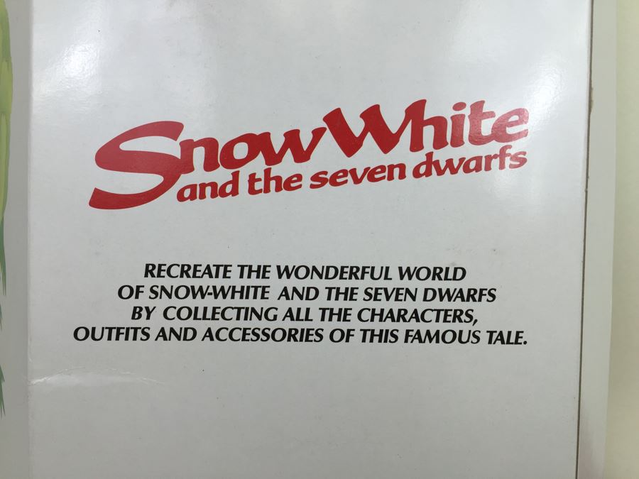 Disney's Snow White And The Seven Dwarfs 'The Wedding Of Snow White' Dolls New In Box Bikin Vintage [Photo 9]